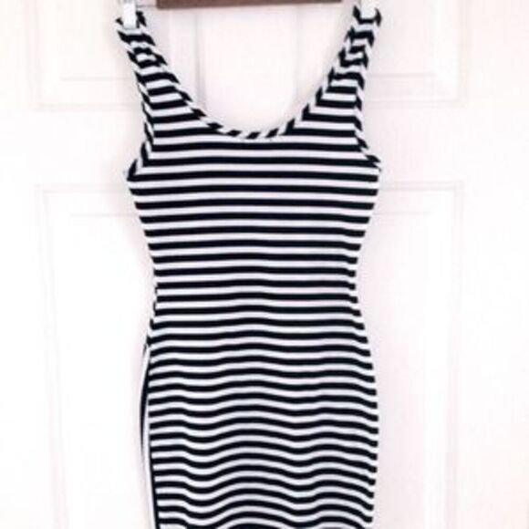 💝Wet Seal black and white mini dress! - Picture 2 of 2